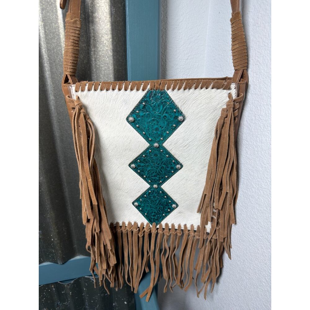 Shyanne Country Western Hair-on-Hide Cowhide Fringe Crossbody Purse Bag Leather - Picture 2 of 8